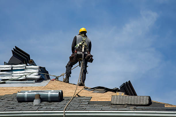 Professional Gutter Installation technician working in Lake Stevens, WA